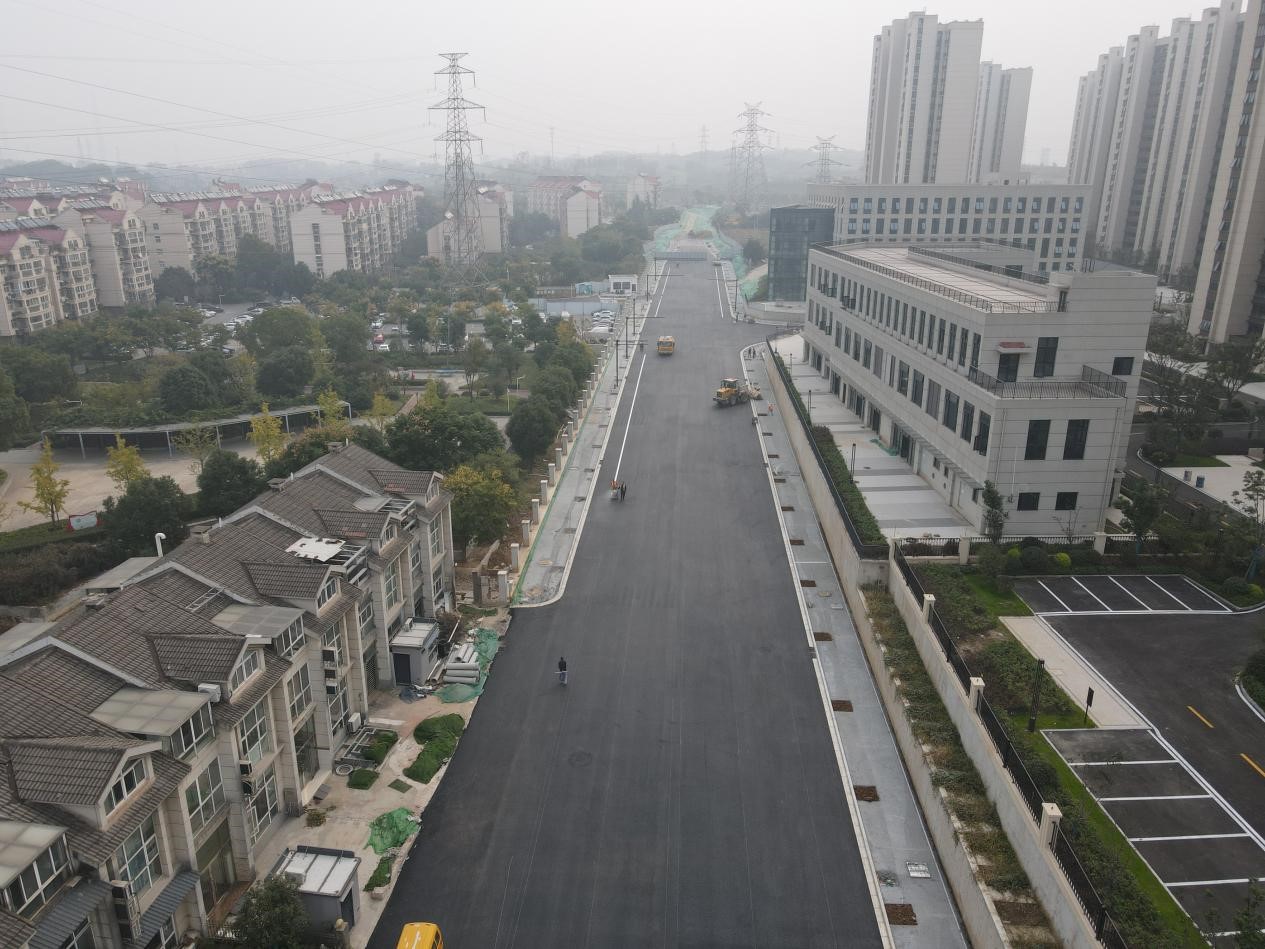 即将落成！盘城2号地块配套路路实景图来了